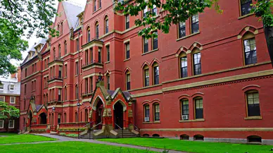 Harvard, büyük mahkeme zaferinin ardından belirsizliklerle karşı karşıya