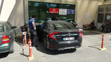 Malatya'da kalp krizi geçiren sürücü 7 araca çarptı!