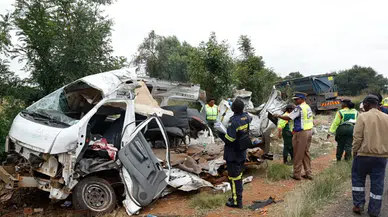 Güney Afrika’da öğrenci servisi kazası: 14 ölü, çok sayıda yaralı