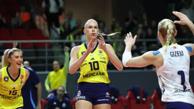 Şampiyonlar Ligi öncesi büyük kriz: Polonya Rus yıldız Arina'ya vize vermedi