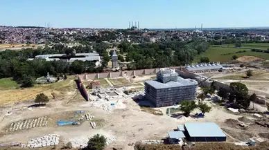 Edirne Sarayı kazısında Balkan Savaşı şehitlerinin toplu mezarı bulundu: Üniformalarıyla defnedilmişler!