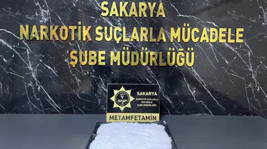 Sakarya'da aracında 1 kilogram uyuşturucu bulunduran kişi tutuklandı