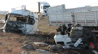 Şırnak'ta iki tır çarpıştı: Yaralılar var