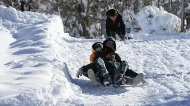 Rize'de okullar tatil mi? Bir ilçede eğitime ara verildi