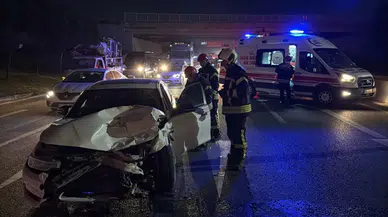 Kocaeli Gebze'de zincirleme trafik kazası: Yaralılar var