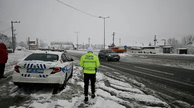 Bolu Dağı'nın Ankara istikameti ağır tonajlı araçların geçişine kapatıldı!