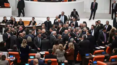 TBMM'de kavga: Genel Kurul'a 2 kez ara verildi!