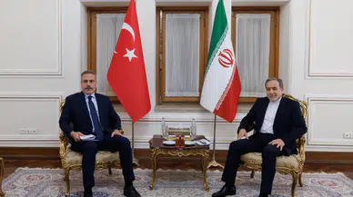 Bakan Fidan, İran Dışişleri Bakanı Erakçi ile görüştü