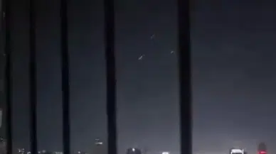 Venezuela'da başkanlık sarayı çevresinde silah sesleri!