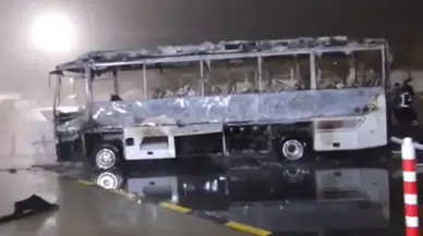 Kapıkule'de yolcu otobüsü alev alev yandı