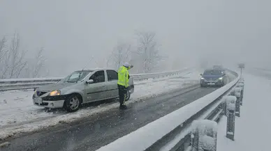 Zonguldak - Ereğli yolunda kar ulaşımı olumsuz etkiledi!