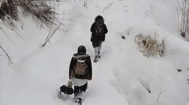 Okullar yarın tatil mi? Valilikler duyurmaya başladı! İşte kar tatili olan iller listesi