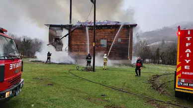 Karabük'te 450 yıllık camide yangın çıktı!