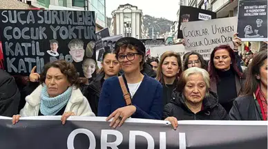 Ahmet Minguzzi'nin annesi Yasemin Minguzzi, ‘Çocuklar için adalet’ yürüyüşüne katıldı