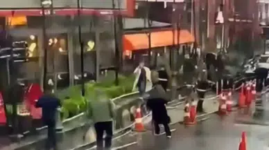 Beyoğlu İstiklal Mahallesi'nde tabela faciası: Şehir Plancısı kadın ağır yaralandı