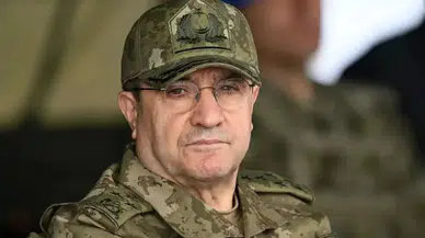 Genelkurmay Başkanı Orgeneral Bayraktaroğlu ile Fransız mevkidaşı Mandon görüştü