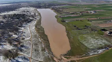 Kuraklık riski bulunan Karahıdır Göleti'nin doluluk oranı arttı!