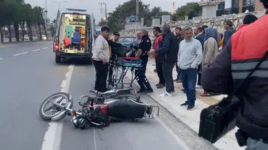 Mersin'de kamyonet ve motosiklet çarpıştı: 1 kişi yaralandı