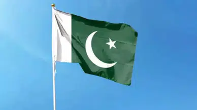 Pakistan'da sporcuları taşıyan otobüs minibüsle çarpıştı: 14 ölü, 16 yaralı