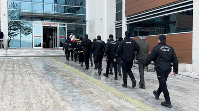 İzmir Ödemiş’te fuhuş operasyonu: 8 şüpheli tutuklandı