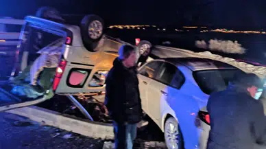 Mardin'de otomobil ile ticari araç çarpıştı: Yaralılar var