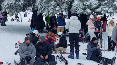 Uludağ’da telesiyej arızalandı , 40 tatilci mahsur kaldı