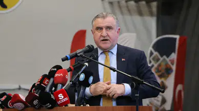 Bakan Bak Eskişehir'de spor salonu açılışında konuştu: 6 yılda 12 milyon kişiye yüzme öğretildi