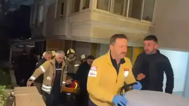 Bakırköy'de marketin merdiveni çöktü: Enkaz altında kalan çalışan yaralandı
