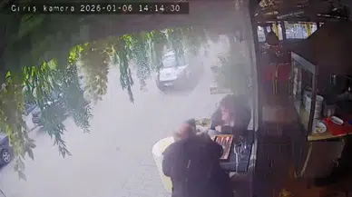 Adana'da klima borusu bomba gibi patladı: Müşteriler sokağa kaçtı