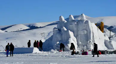 Sarıkamış'ta kardan vefa: 10 günlük dev çalışma sona erdi