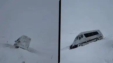 Ardahan'da yolcu minibüsü kara saplandı!