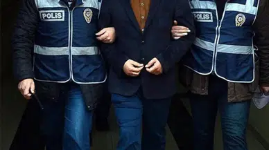 Antalya'da kendilerini MİT görevlisi olarak tanıttılar, dolandırıcılık yaptılar