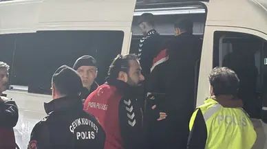 Trabzonspor'un takım otobüsüne taşlı saldırı : 6 çocuk gözaltında