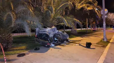 Kartal'da aşırı hız yapan sürücü 3 araca çarptı : Kazada 2 kişi ağır yaralandı