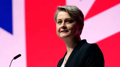 İngiltere Dışişleri Bakanı Cooper, İran'ı kınadı