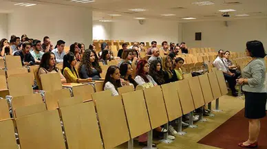 YÖK açıkladı : Kadın öğrenci ve akademisyen sayısı zirveye ulaştı