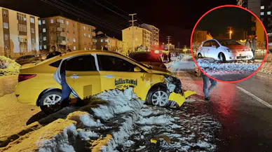 Bitlis'te buzlanma kazaya neden oldu : 4 araç refüje çarptı