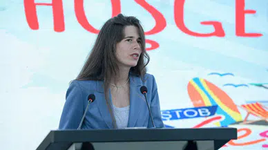 Lal Denizli kimdir? Çeşme Belediye Başkanı kaç yaşında, nereli ve hangi partiden?