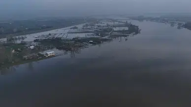 Turuncu alarm verilen Meriç Nehri'nde su debisi düşmeye başldı