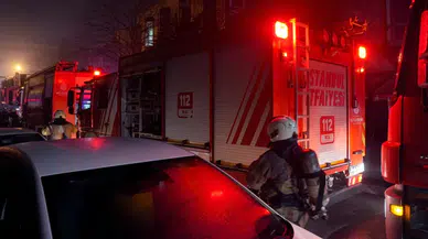 İstanbul Kağıthane'de yangın : 11 kişi kurtarıldı