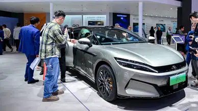 BYD’den ultra hızlı elektrikli araç şarj cihazı : 5 dakikada 400 kilometre menzil