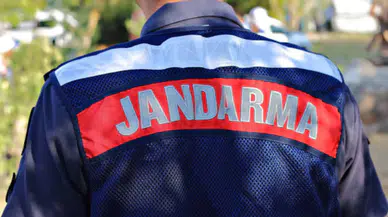 Eskişehir'de jandarma ekipleri kaçak 140 elektronik sigara ele geçirdi