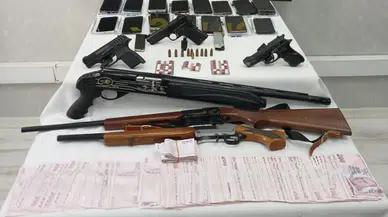 Mersin'de fuhuş operasyonu : 13 şüpheli tutuklandı