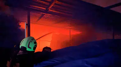 Hatay'da samanlıkta yangın çıktı