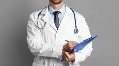 Üsküdar Devlet Hastanesi'nde görevli 2 doktor 'Rüşvet' suçundan tutuklandı