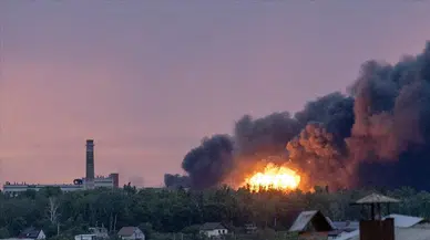 Rusya, Ukrayna'ya hava saldırısı düzenledi : 3 kişi hayatını kaybetti, 14 kişi yaralı