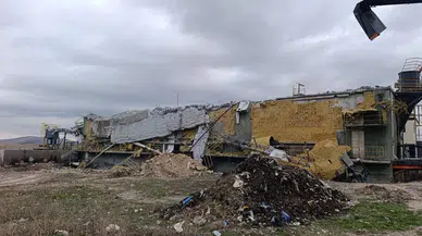 Afyonkarahisar'da bir tesiste metan gazı patladı : 2 kişi yaralandı