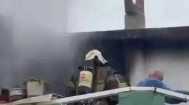 İzmir'de ev yangını: 1 ölü, 1 yaralı