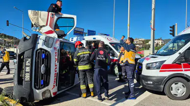 Bodrum'da ambulans devrildi : 4 kişi yaralandı