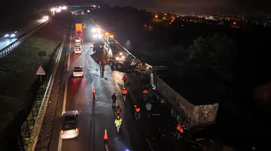 TEM Otoyolu'nda tır ve kamyon çarpıştı : 1 kişi yaralandı